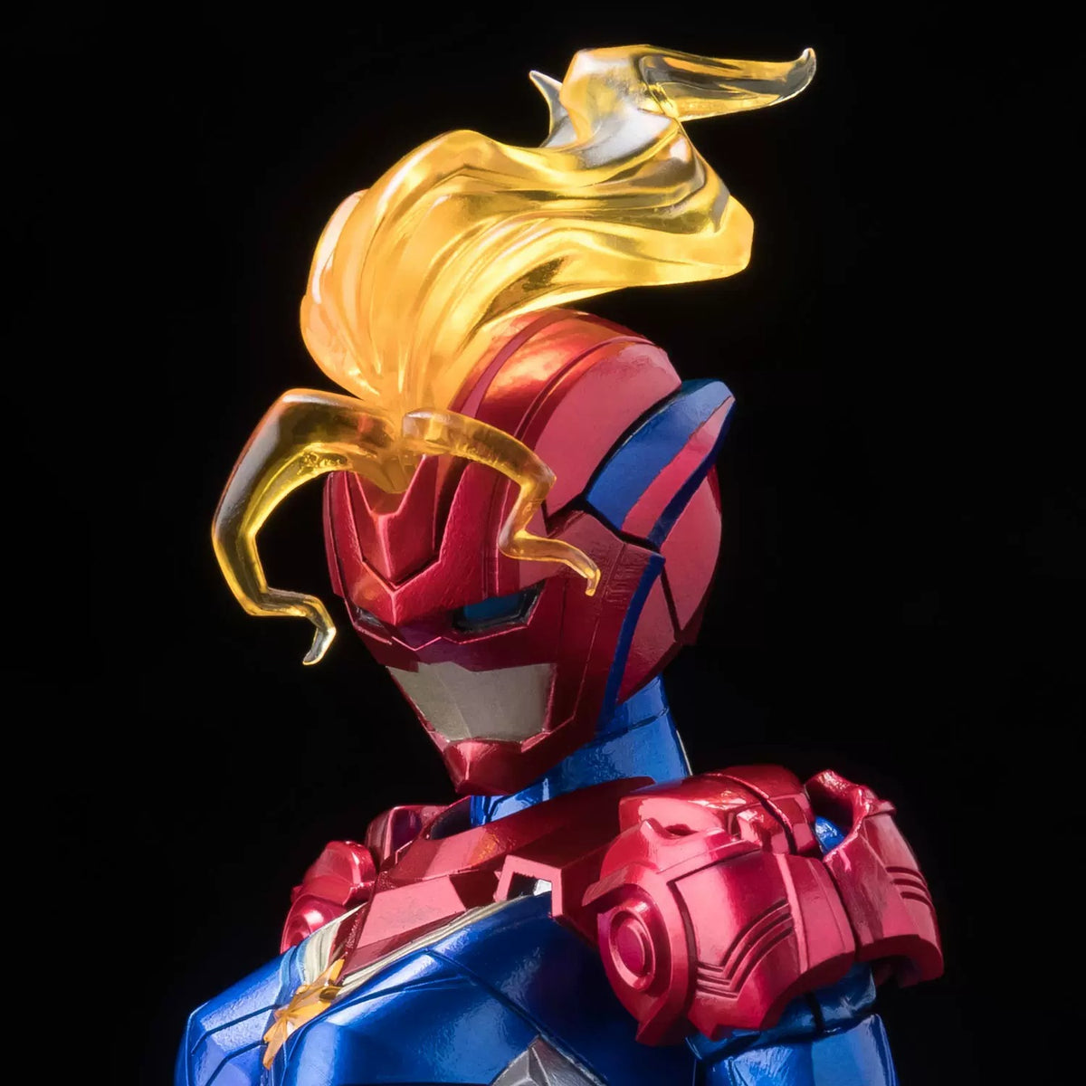 [Pre-Order] Sentinel Toys Fighting Armor Captain Marvel